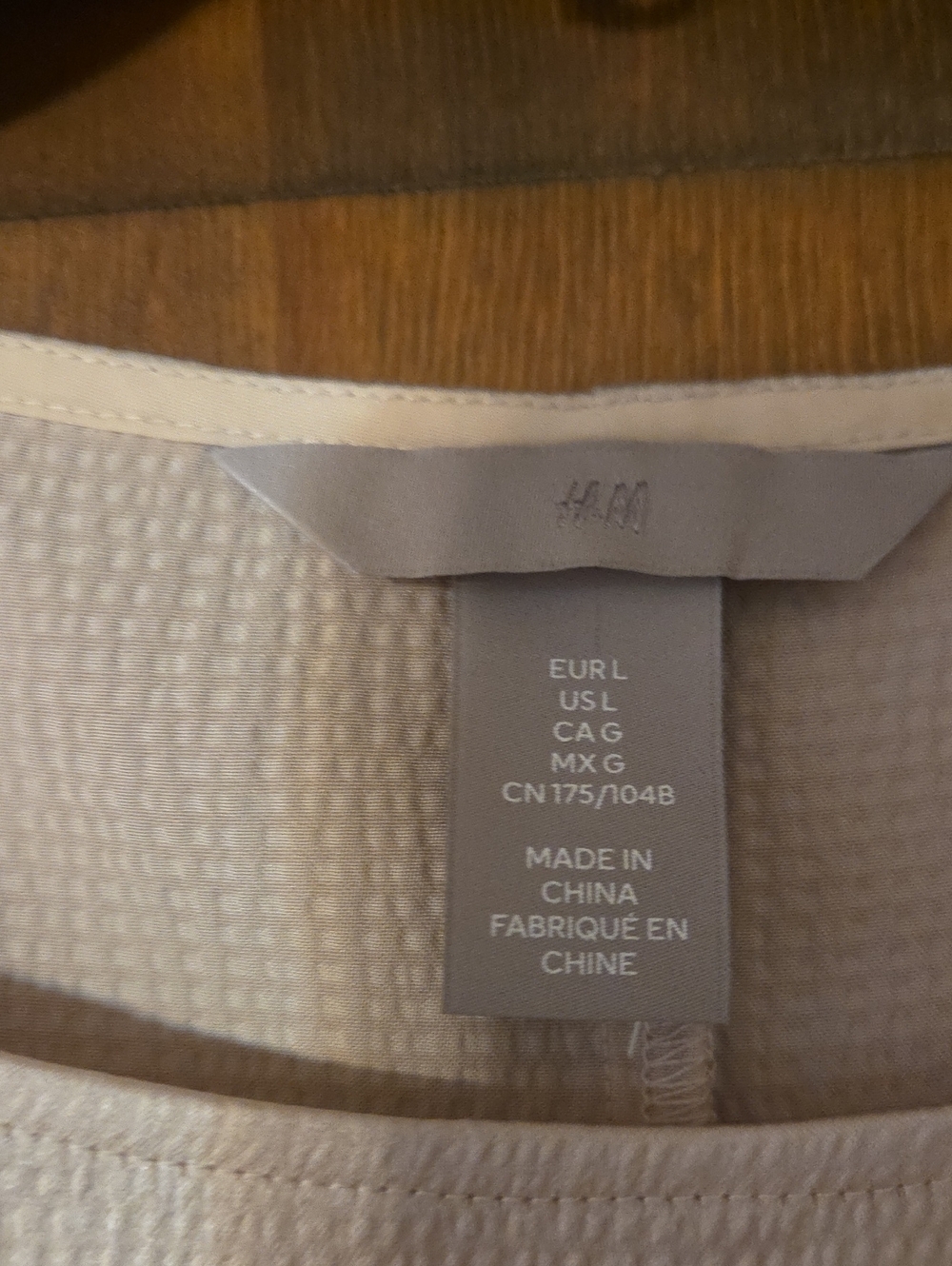 H&M Light Cream Short-Sleeve Peplum Blouse - Picture 3 of 6